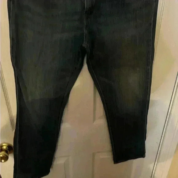 Women’s Levi Boyfriend Jeans Size 30 EUC - Picture 6 of 6